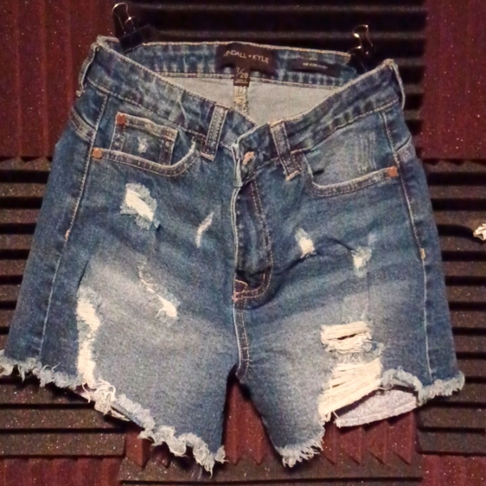 Women's size 7/28 denim shorts, distressed, Kendall +Kylie brand